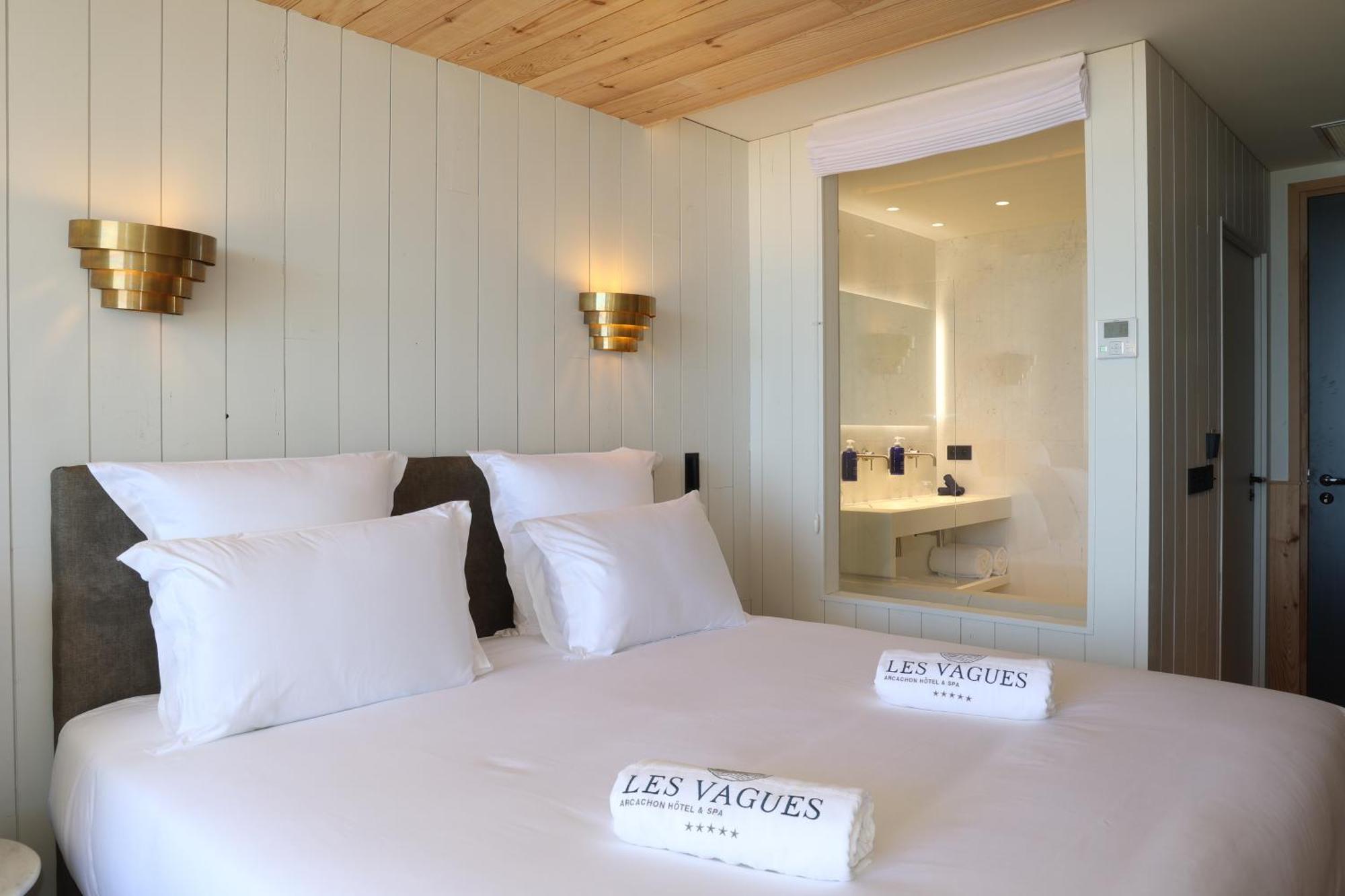 Les Vagues Hotel & Spa Arcachon Bagian luar foto